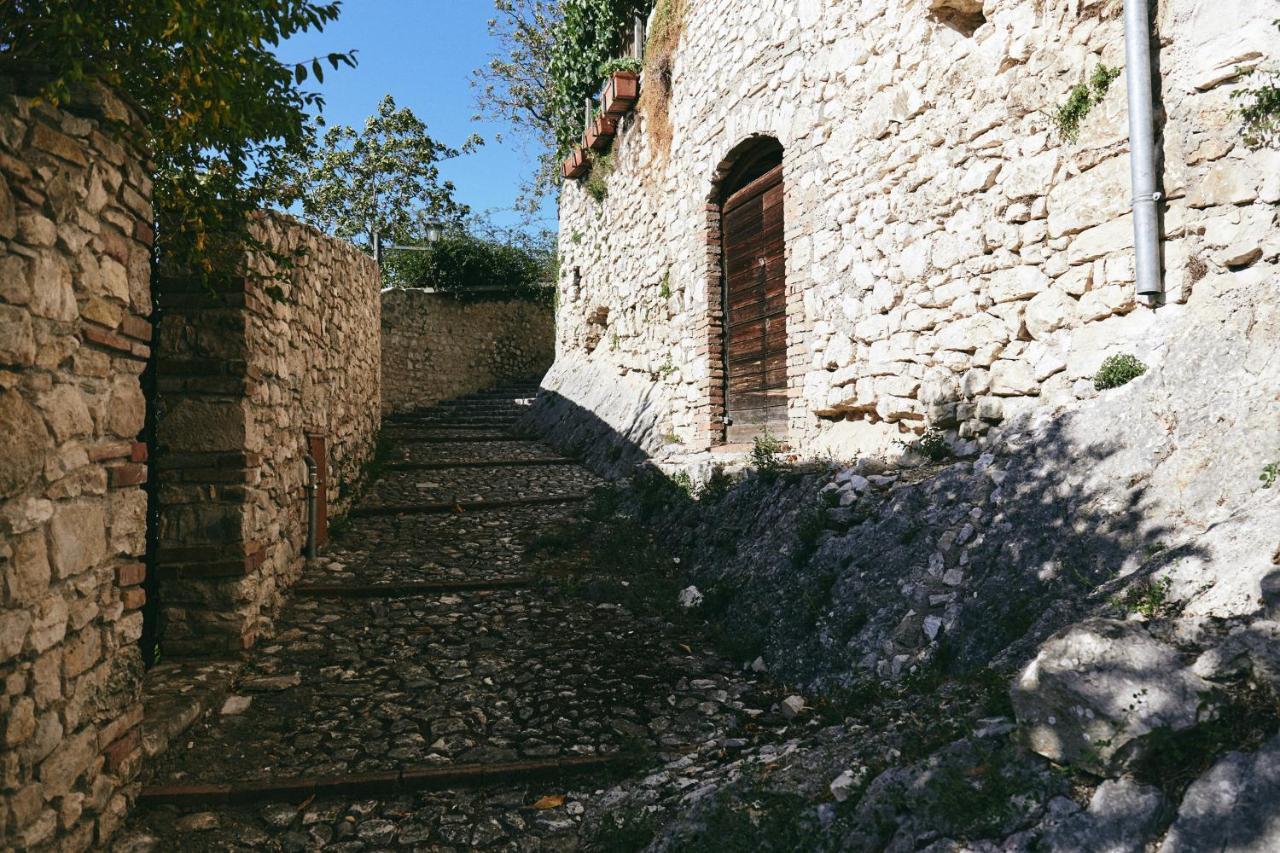 Albergo Diffuso Crispolti Labro Exteriér fotografie