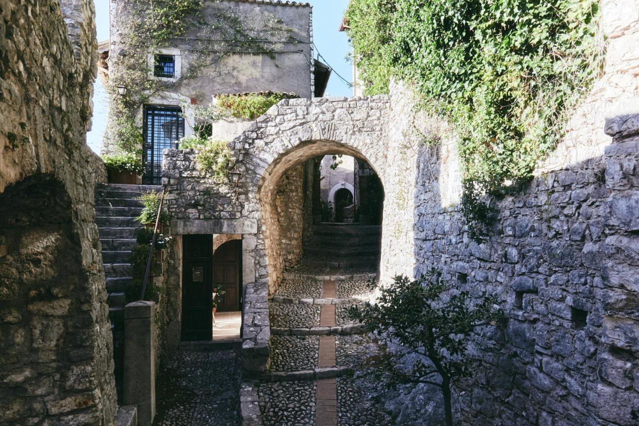 Albergo Diffuso Crispolti Labro Exteriér fotografie