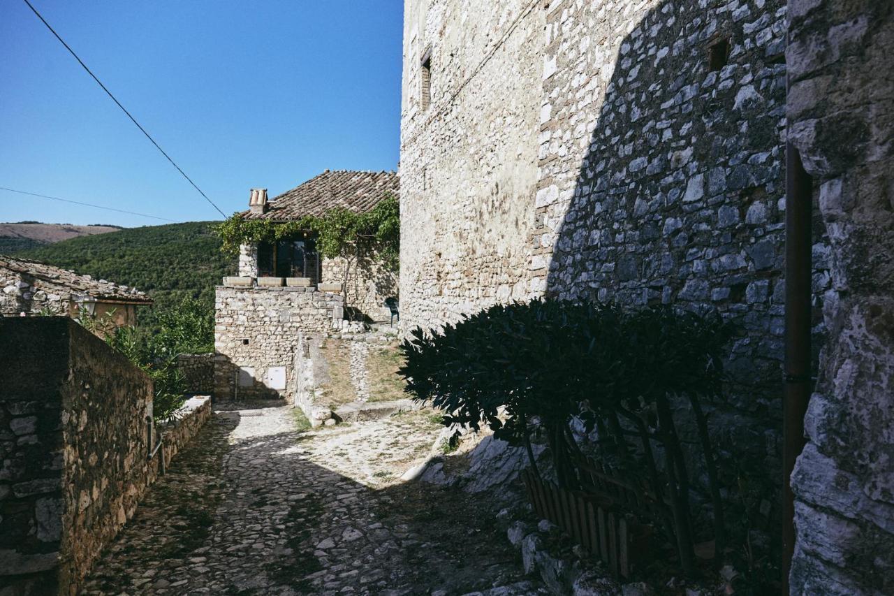 Albergo Diffuso Crispolti Labro Exteriér fotografie