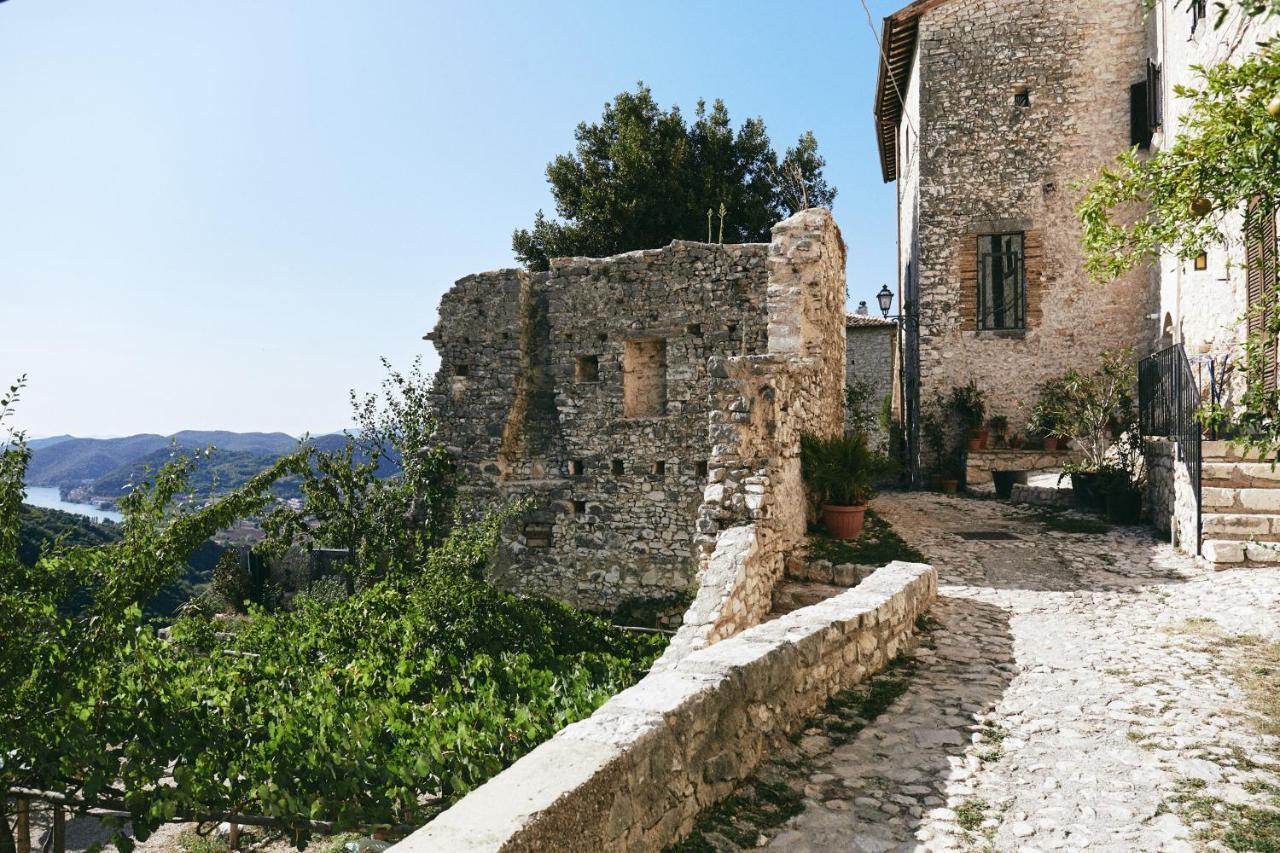 Albergo Diffuso Crispolti Labro Exteriér fotografie
