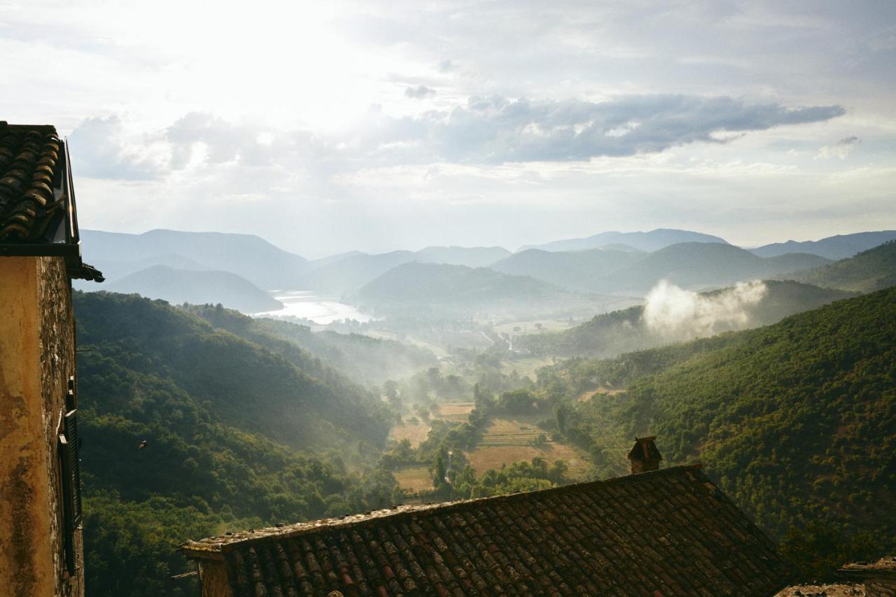 Albergo Diffuso Crispolti Labro Exteriér fotografie