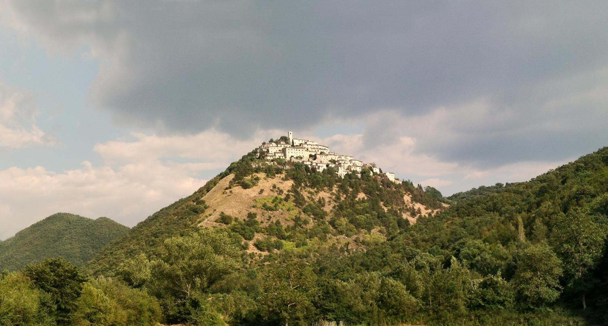 Albergo Diffuso Crispolti Labro Pokoj fotografie
